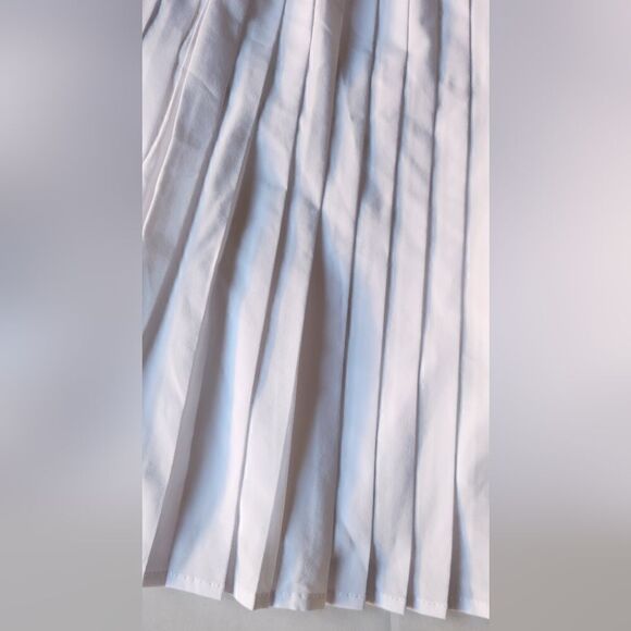 NWT SPANX The Get Moving Pleated White Skort Size Large - Picture 12 of 14